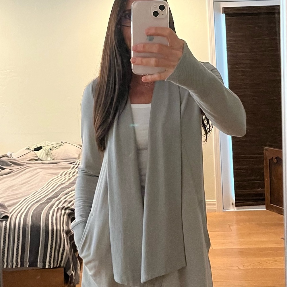 Athleta Pranayama Wrap